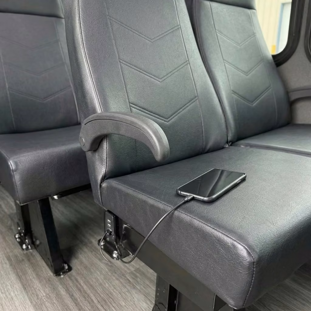 kingman 15 passenger minibus usb charging