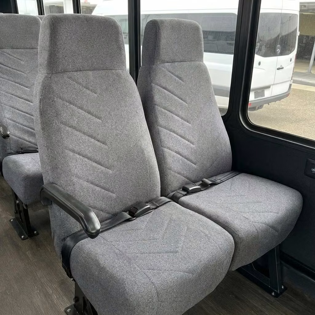 kingman 18 passenger minibus high back seats