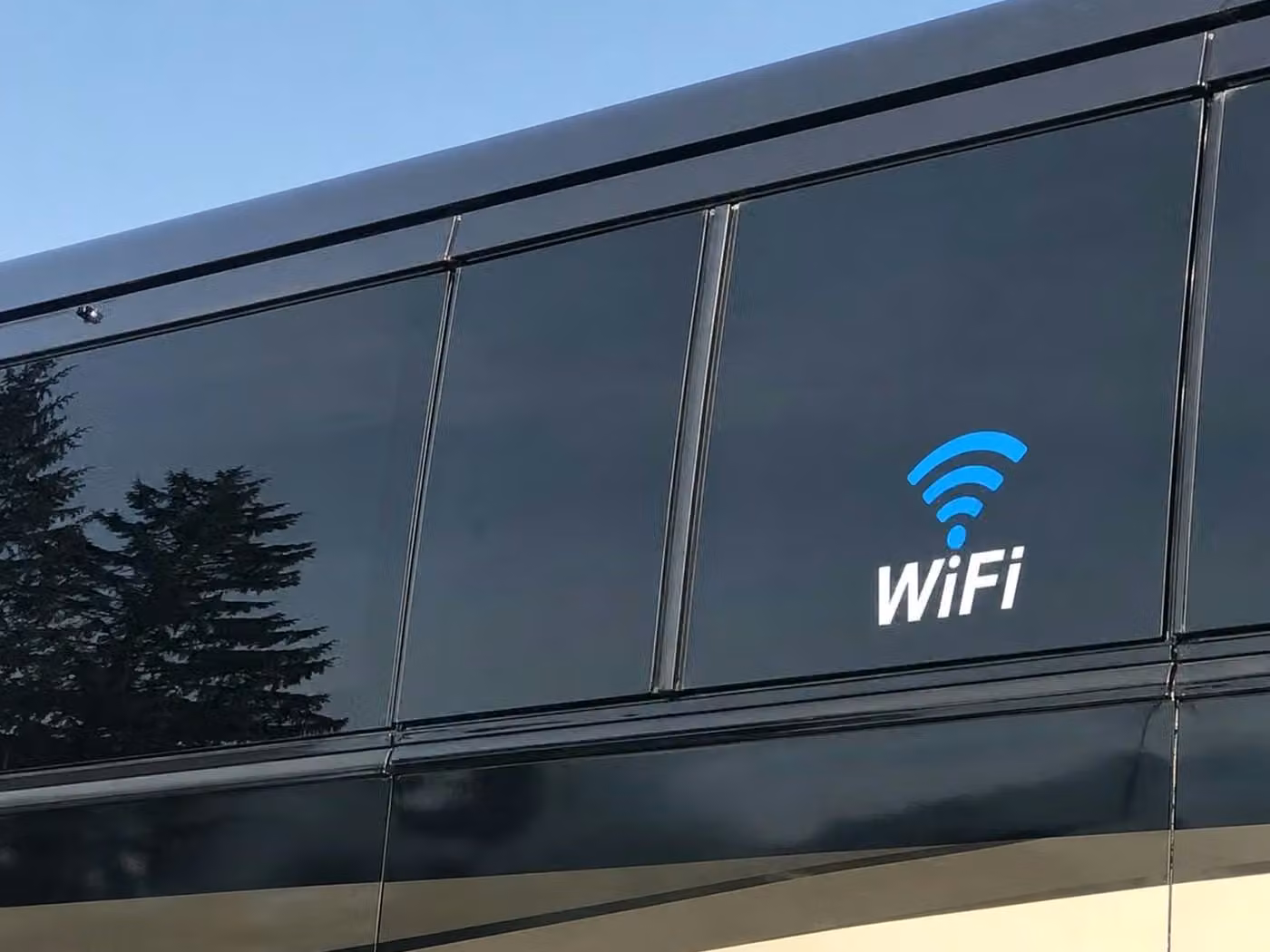 kingman 18 passenger minibus wifi