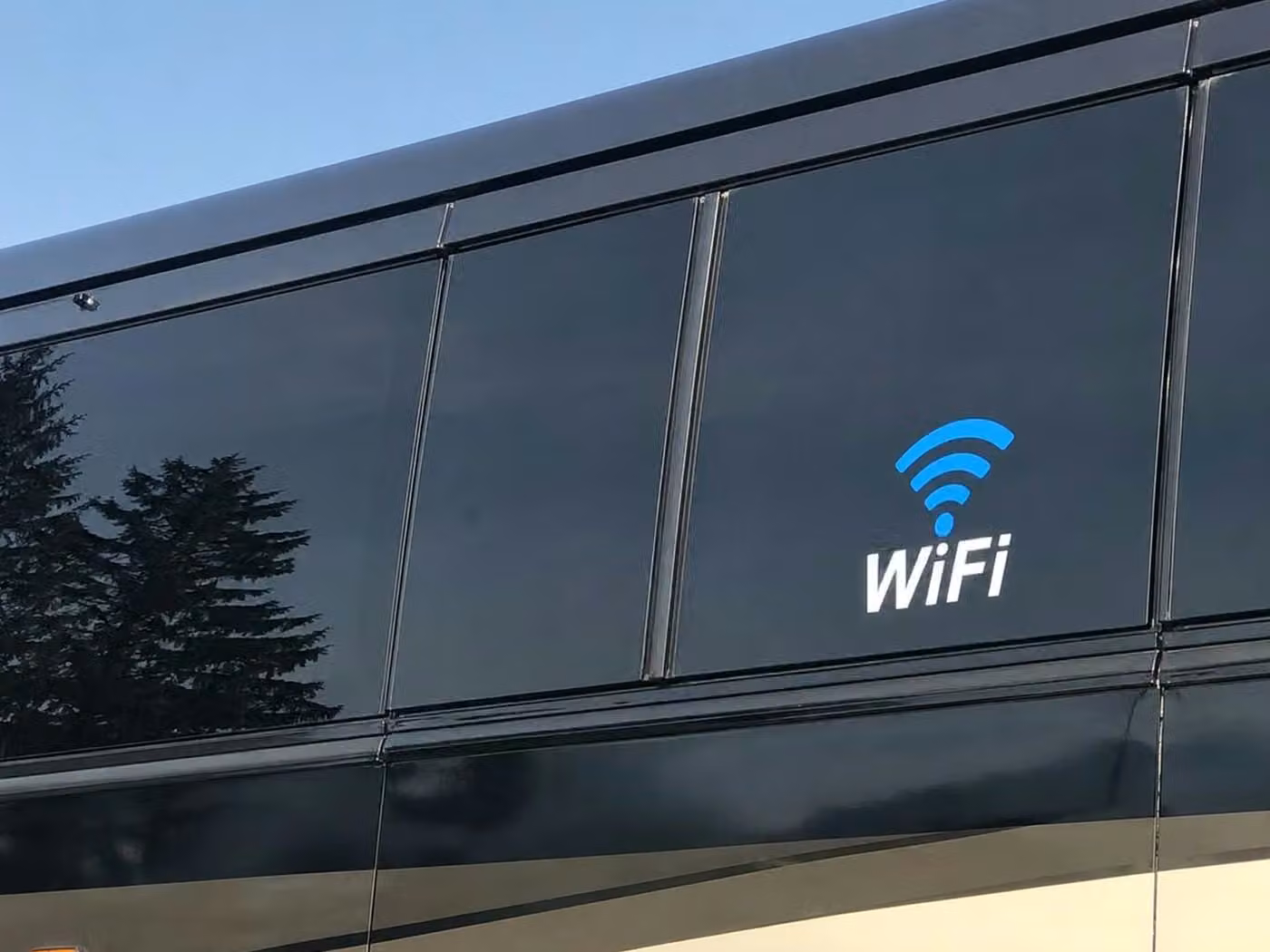 kingman 20 passenger minibus wifi