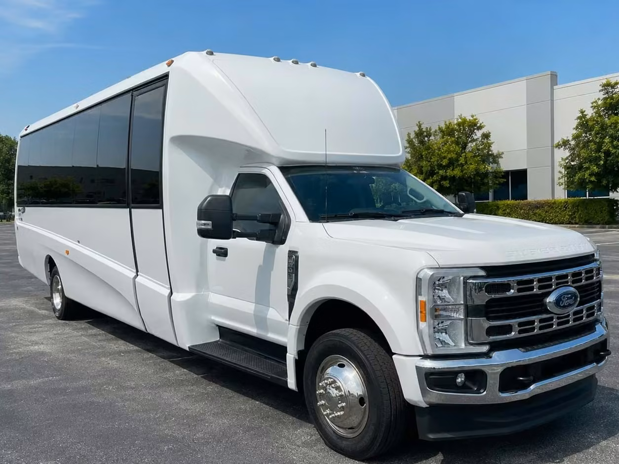 kingman 25 passenger minibus rental