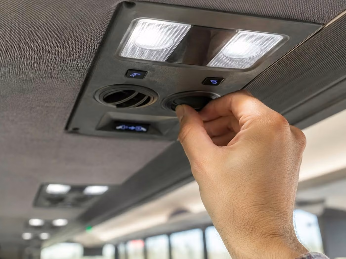 kingman 28 passenger minibus air conditioning