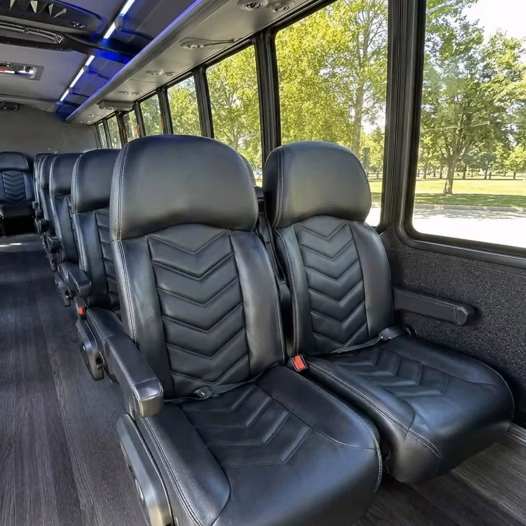kingman 28 passenger minibus seating