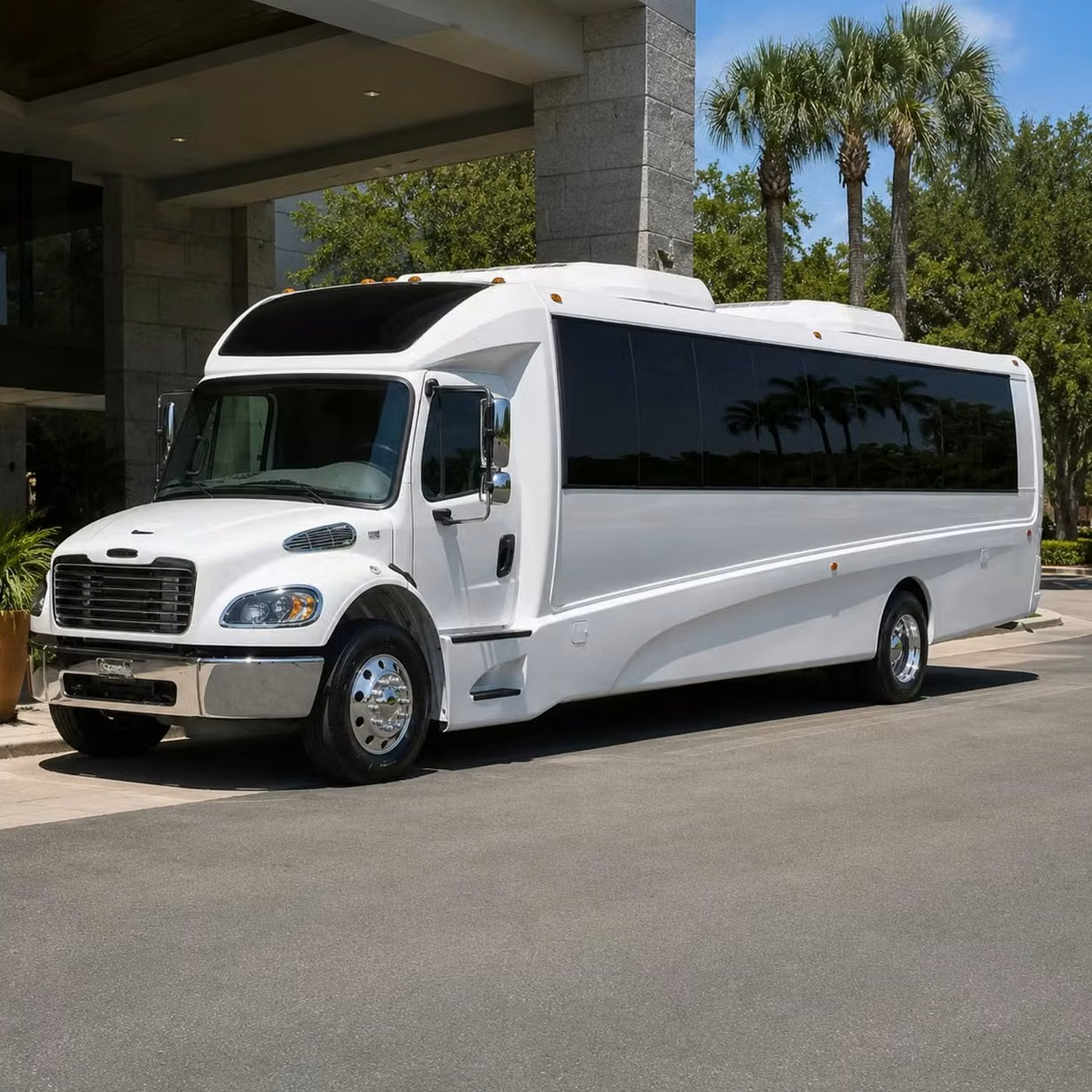 kingman 30 passenger minibus rental