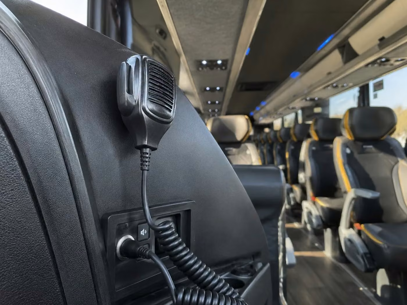 kingman 56 passenger charter bus pa system