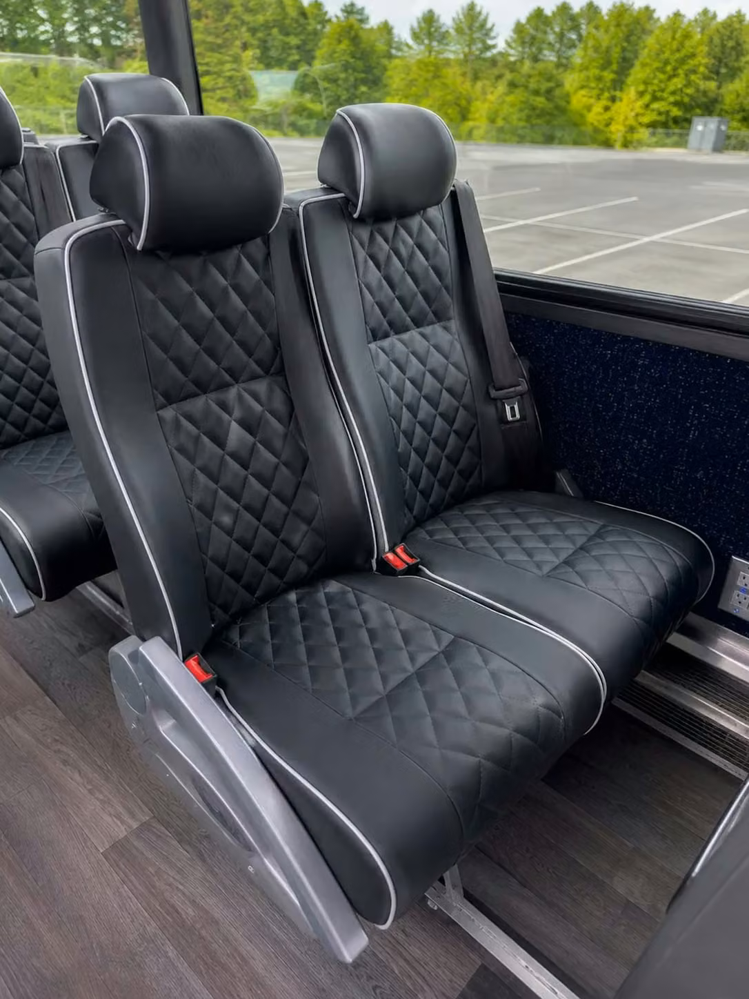 kingman 56 passenger charter bus reclining seats