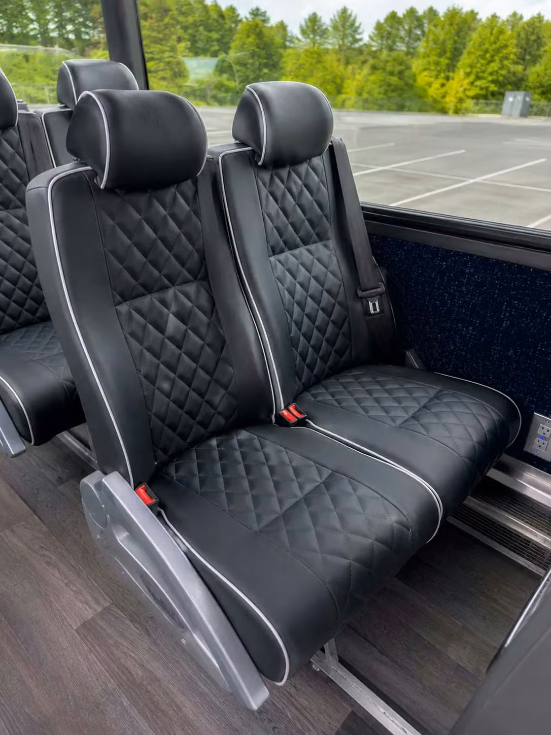 kingman charter bus reclining seats